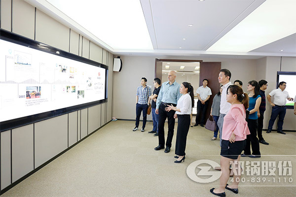 Google高层领导一行到访DUOBAO多宝